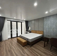 Căn Nhà 100M2 Xây 7 Tầng Hiện Đang Kinh Doanh Căn Hộ Cho Thuê Tại Văn Cao