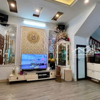 Siêu Hot Ít Nhà Bán Ở Phạm Văn Đồng Dt: 32/36M2 .6 Tầng .Mặt 5.1M. Chỉ7.7 Tỷ Bắc Từ Liêm Hà Nội