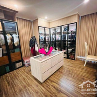 Bán Gấp Ch 70M2, 2 Phòng Ngủ 2 Vệ Sinh Giá Bán 5,6 Tỷ Tại Home City Trung Kính. Full Nt. Liên Hệ: 0962347866