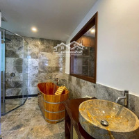 Căn Hộ Đầy Đủ Đồ Duplex 4 Phòng Ngủ Mới Tại Tây Hồ