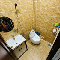 Tòa Nhà Quận 3 - Đường Lê Văn Sỹ Phường 12 - 5 Tầng Dtcn 62M2, 7 Phòng Ngủ 6 Vệ Sinh Chỉ 19,8 Tỷ Tl