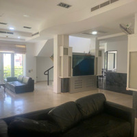 Villa Phú Gia, Phú Mỹ Hưng, Q.7 Cho Thuê 75 Triệu Liên Hệ: 0938602838 Nhân