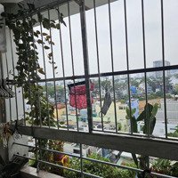Căn Chung Cư Tầng 7. 2 Phòng Ngủ 1 Bếp 1 Khách. Sảnh Rộng. Sân Ban Công Rộng Thoáng Sạch