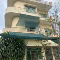 Cần Bán Gấp Giá Rẻ Căn Biệt Thự 3 Tầng, Diện Tích Đất 300M2