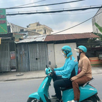 Bán Nhà Mặt Tiền Vị Trí Buôn Bán Giá Bán 5,5Tỷ