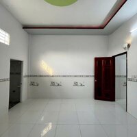 NHÀ TRỆT LẦU - LỘ Ô TÔ - HẺM 36 HOÀNG QUỐC VIỆT ( ĐỐI DIỆN BÁNH XÈO 7 TỚI )