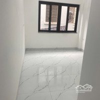 Cho Thuê Gấp Nhà 5 Tầng Định Công Thượng 25M2 4 Phòng Ngủkhép Kín Sẵn Điều Hòa Nóng Lạnh 10 Triệu/1 Tháng