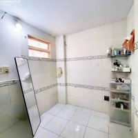 Cách Mặt Tiền Hẻm (10M) Xe Hơi Nhà