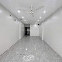 Vị Trí Đẹp Nhất Cho Thuê Nhà Mặt Phố Chùa Bộc 60M X5 Tầng , Mặt Tiền Rộng 5M Phù Hợp Kd Thời Trang