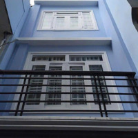 Bán Nhà Lầu Kiên Cố Đg Trần Bình Trọng P1 Q5