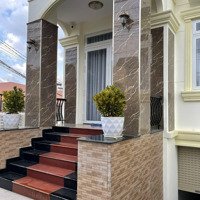 Chính Chủ Bán Biệt Thự Kiên Cố, Mới Tại Mê Linh, P8 Tp Đà Lạt, Dt: 258,2M2 Giá Bán 17Tỷ5. Liên Hệ: 0911671616