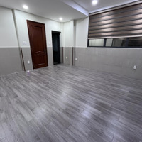 Cho Thuê Căn Hộ Dịch Vụ 40M2 , Có Thang Máy, Hầm Để Xe Tại Lạc Long Quân Quận Tân Bình