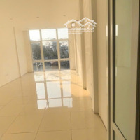 Cho Thuê Nhà 50M*5 Tầng, Mặt Đường Lạc Long Quân ( Gần Võng Thị, Bưởi), Tây Hồ, Giá Bán 25 Triệu (Tl).