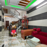 Chính Chủ Cần Bán Gấp 4 X 25M Giá Bán 11 Tỷcó Thương Lượng2 Lầu Mới Mặt Tiền Đường 24M Đối Diện Công Viên