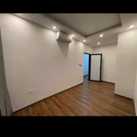 Cần Bán Gấp Nhà Dân Xây. Khung Cột Chắc Chắn