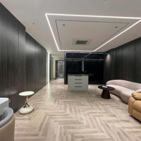 Nguyễn Văn Cừ 100M2, 8 Tầng Thang Máymặt Tiền5M Ô Tô 7 Chỗ Vào Nhà Ngõ Thông Cách Mặt Phố 15M