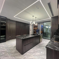 Nguyễn Văn Cừ 100M2, 8 Tầng Thang Máymặt Tiền5M Ô Tô 7 Chỗ Vào Nhà Ngõ Thông Cách Mặt Phố 15M