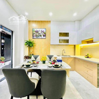 Bán Nhà 1 Triệu2 Lầu- 70M2- Shr- Trung Tâm Tp Tân Uyên