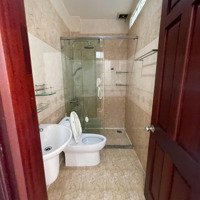 Cho Thuê Văn Phòng Tầng 2 Nhà Phố Trần Lựu Quận 2 Códiện Tích40M2 Chỉ 6 Triệu/ Tháng