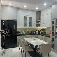 Bán Gấp Nhà Mặt Tiền Ngay Chợ Bình Chánh, Đang Cho Thuê 9 Triệu/Tháng, Giá Bán 1 Tỷ 350 Triệu