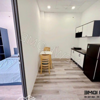 Cho Thuê 1 Phòng Ngủ Ngủ Ban Công 40M2, Ngay Đại Học Luật, Nguyễn Tất Thành, Cầu Khánh Hội Quận 4