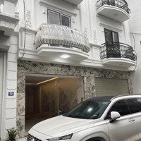 Một Căn Duy Nhất Nhà Đẹp Cầu Thang Máy Thượng Thanh Long Biên Hà Nội 70M2