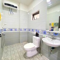 Bán nhà 103mx 4 tầng Nguyễn Văn Linh thông Dân Lập. Giá Rẻ