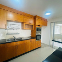 Cần Bán Nhanh Căn Hộ Garden Plaza 1,Diện Tích131M, 3 Phòng Ngủ View Kênh Đào, Giá Bán 12.5 Tỷ, Liên Hệ: 0917479567