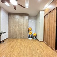 Bán Nhà Phố Trương Công Giai, Cầu Giấy, 40M2 Ô Chờ Thang Máy, Ôtô, Vỉa Hè, Kinh Doanh 14Tỷ