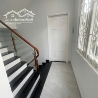 Bán Nhà Đẹp Kiên Cố - Hẻm 8M - 50 M2 - Gần Hàng Xanh - Giá Chỉ 9.2 Tỷ