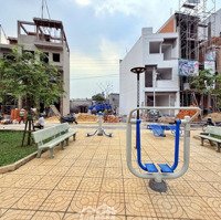 Bán Lô Đất View Công Viên Đường Nhựa Vỉa Hè 18M
 Diện Tích: 5.5M X 10M Tổng 61,9M2 Thổ Cư 53,5M2
Vị Trí Đẹp