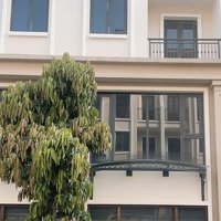 Cần Bán Gấp Căn Liền Kề Thời Đại 12 Da Ocp3, Giảm Giá 30% Vào Giá Gốc, Giáp Ngay Tòa Nhà Văn Phòng.