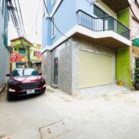 Ô Tô Vào Nhà, Lô Góc 2 Mặt Ngõ, Ngõ Thông. Mấy Bước Chân Ra Hồ Điều Hòa.
