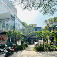 Cho Thuê Nhà Mặt Phố Quảng An, Phù Hợp Cà Phê, Bia, Nhà Hàng Âu, Diện Tích : 100M2X3 Tầng+ 200M2Sân