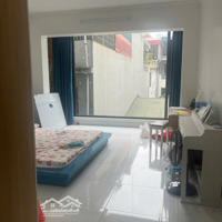 Bán Căn Nhà Phố Vương Thừa Vũ - Ngõ Nông - Gần Phố - Thông Số Đẹp.