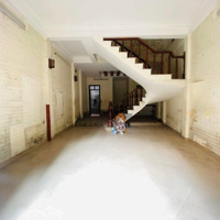 Bán Gấp Kim Ngưu - Hai Bà Trưng. 60M. 3 Tầng.mặt Tiền4,5M. Giá Bán 10,3 Tỷ. Ô Tô Chánh. Kinh Doanh Sầm Uất.