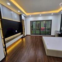 Bán  nhà Lô góc chính chủ. Ngõ Quỳnh  DT 39m  6 T  MT 5m  giá  9.5 tỷ Hai Bà Trưng 0947913839