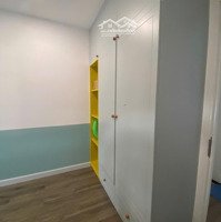 Cho Thuê Căn Hộ 3 Phòng Ngủ 2 Vệ Sinh 25 Triệu Bao Phí Quản Lý, 105M2 Tại Nguyễn Hữu Thọ, Tân Hưng, Q7, Hcm