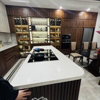 Biệt Thự Mini Siêu Đẹp-Phố Ngọc Khánh-Trung Tâm Ba Đình- Gần Phố- Lô Góc 3 Thoáng-Diện Tích102M2- 21 Tỷ