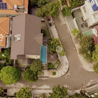Bán Gấp Biệt Thự Phương Nam (Phường 8 Vũng Tàu)Diện Tích200M2 Giá Chỉ 19 Tỷ Cách Biển 800M