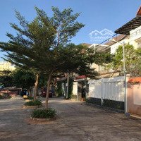 Chính Chủ Bán Nhanh Biệt Thự Phương Nam Phường 8 Vũng Tàudiện Tích207M2 Cách Biển 800M Giá Rẻ Khu Vực