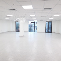 Cho Thuê Cả Tòa Nhà Vp Phố Cầu Giấy,Cầu Giấy,Hà Nội, Diện Tích: 140M2 X 7,5 Tầng,Tm,Có Hầm,Giá 230 Triệu/Tháng,