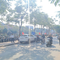 Tòa Nhà Văn Phòng 9T - Thang Máy . Full Nội Thất - 250M - Dòng Tiền 250 Triệu/ Tháng