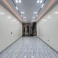 Gia Thụy - Nguyên Căn 6 Tầng Thang Máy - Full Đồ Xịn - Nhà Siêu Đẹp - Ở +Vp