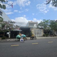 Bánmặt Tiềnchính Hữudiện Tích250M2 Ngang 11M Đường 10M5 Xây Dựng Cao Tầng Ra Biển Chỉ 500M Giá Siêu Rẻ