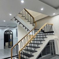 Bán Nhà Đẹp 1 Trệt 1 Lầu Ngay Kdc Gần Vincom Plaza Dĩ An 85M2 Với 2 Phòng Ngủsẵn Sổ Ngân Hàng Có Hỗ Trợ