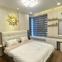Căn Hộ D’lusso Bán Giá Cực Chất, 5,7 Tỷ, 97M2, 3 Phòng Ngủ 3 Vệ Sinh Q2, Hcm