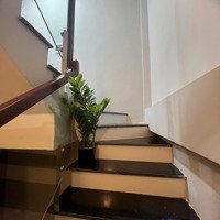 Bán Nhà Cầu Giấy 40M2 * 5T Ô Tô Đỗ Cửa Ngày Đêm Chỉ Nhỉnh 7 Tỷ