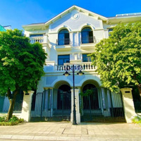 Bán Lk Sao Biển 88,8M-Đg Thông, View Hồ, Sát Vincom-Thang Máy, Full Nội Thất Cao Cấp Vinhomes Ocp1