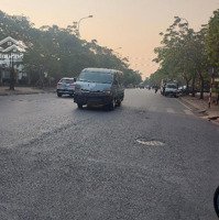 Bán Nhà Mặt Phố Cổ Bi, Gia Lâm, Chỉ Hơn 6 Tỷ Xíu!